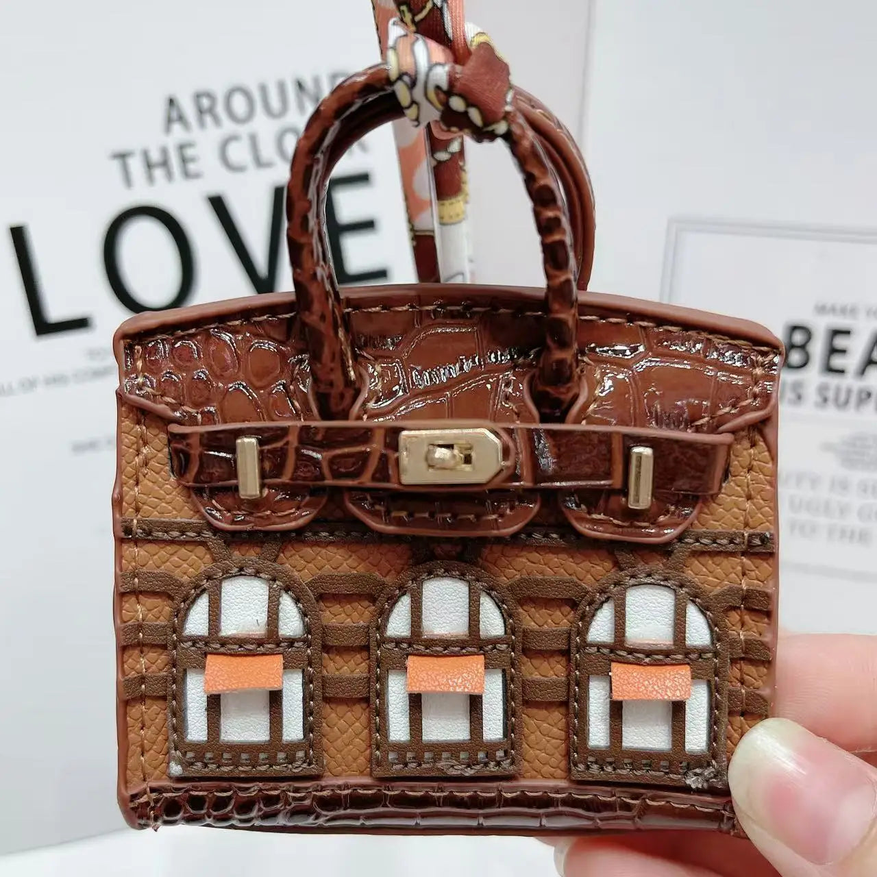 Mini baggy case