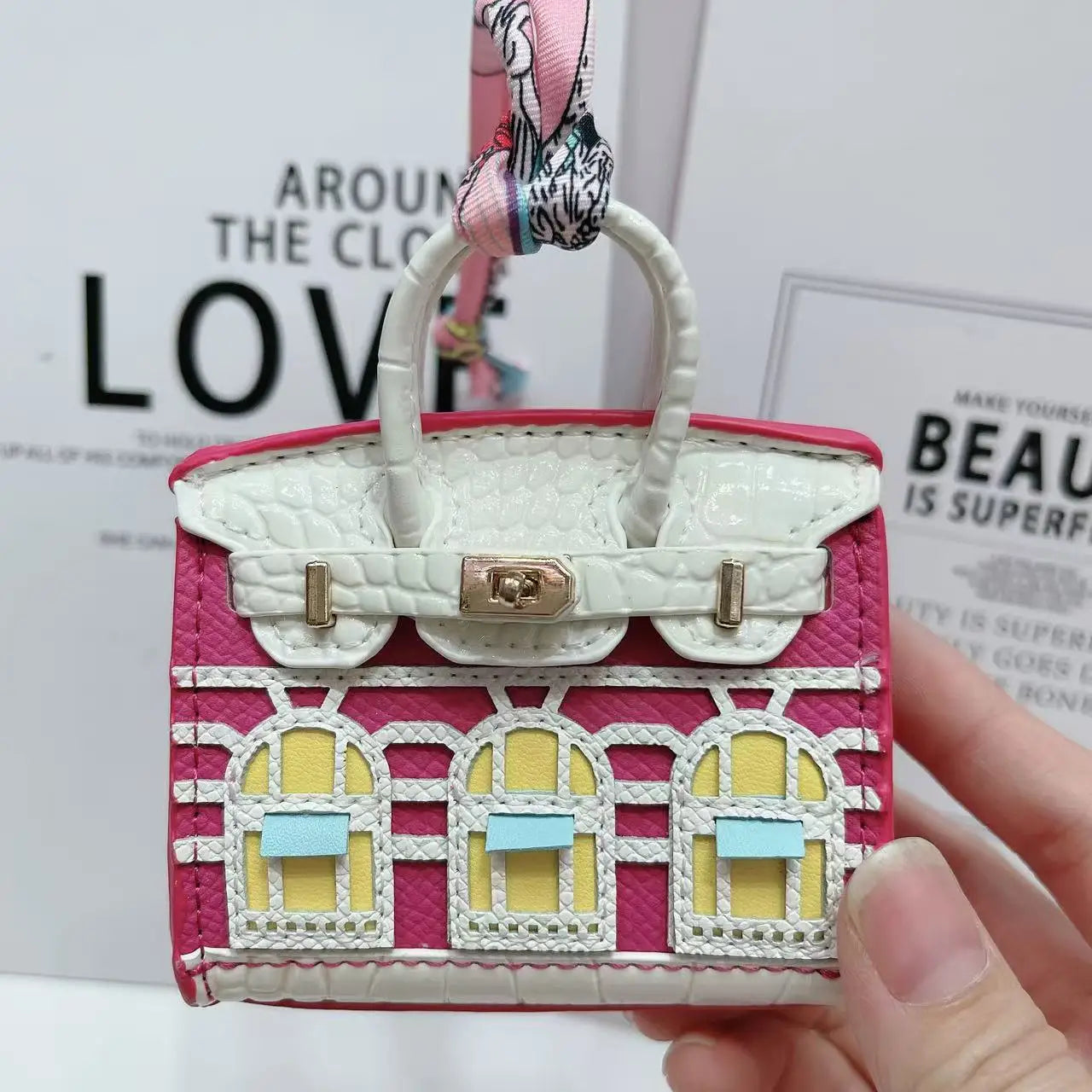Mini baggy case